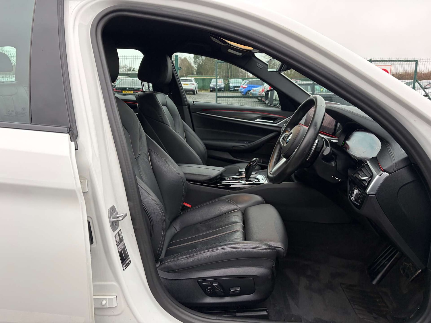 Used BMW 5 Series 2022 for sale - 76973918: Photo 40