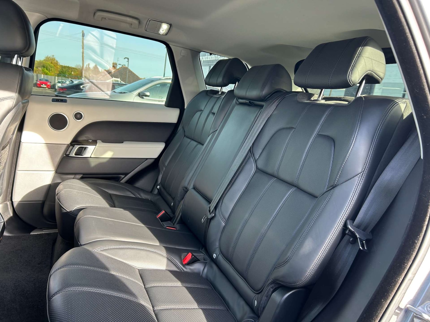 Used Land Rover Range Rover Sport 2016 for sale - 75895879: Photo 20