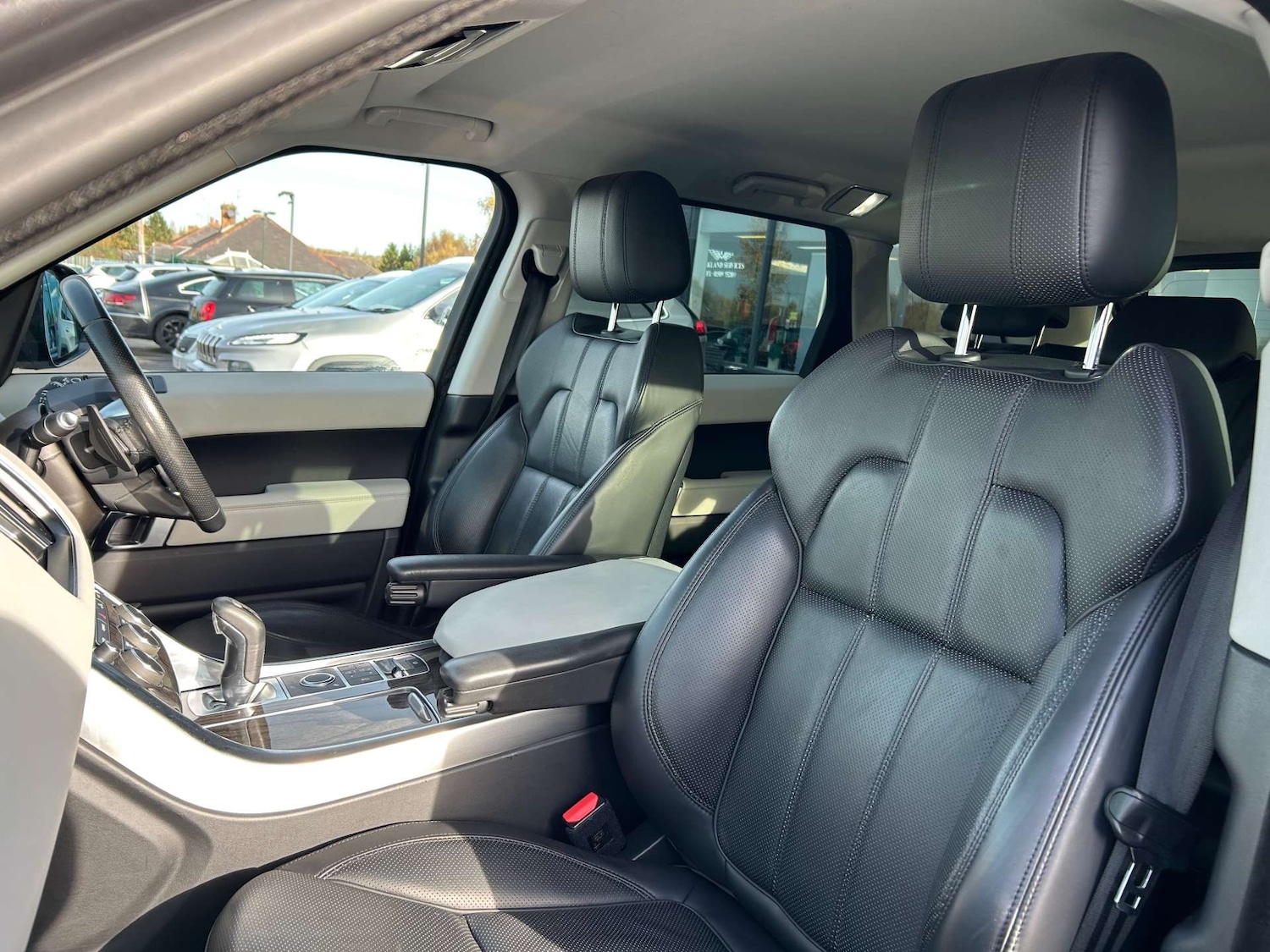 Used Land Rover Range Rover Sport 2016 for sale - 75895879: Photo 31