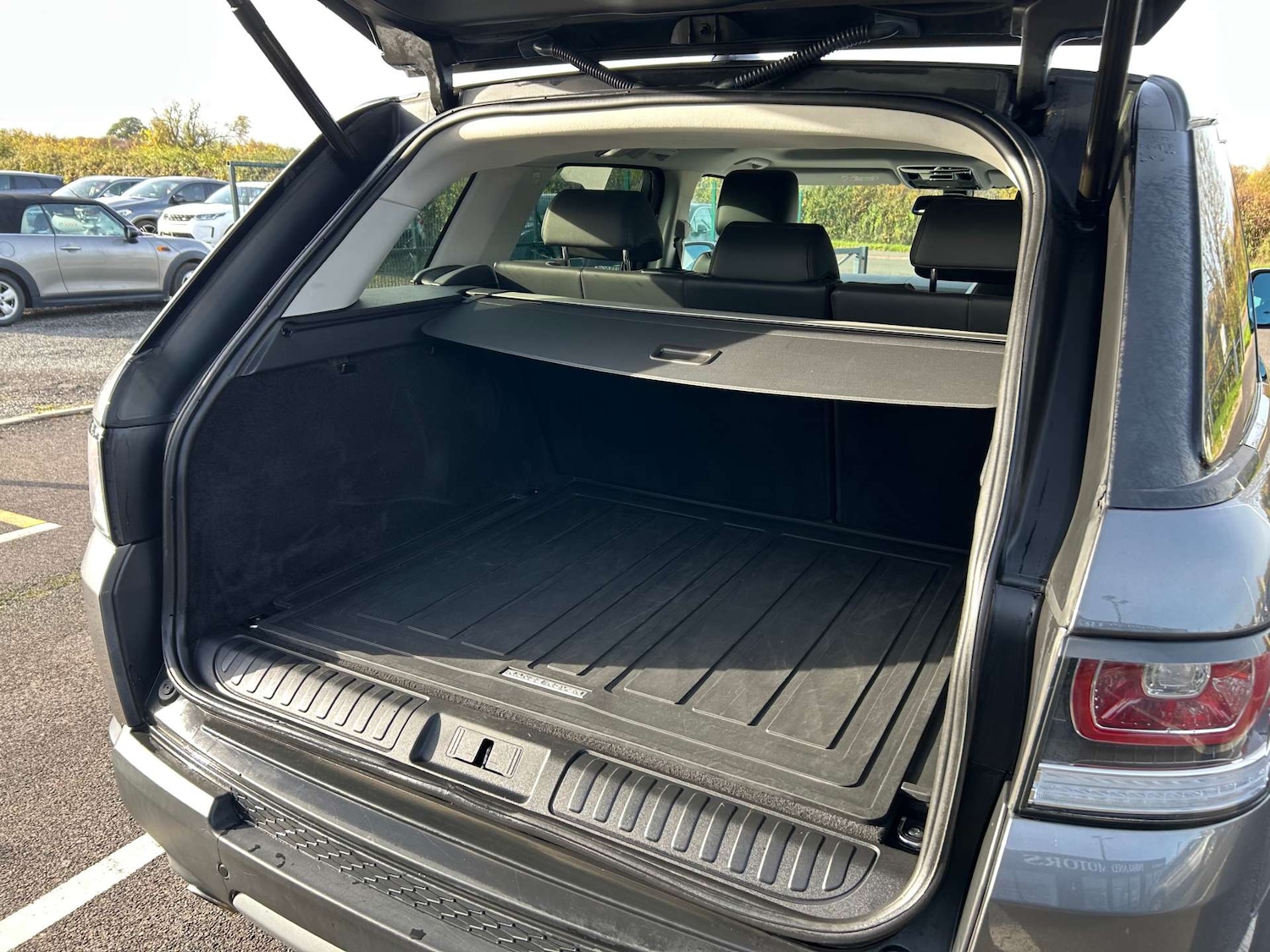 Used Land Rover Range Rover Sport 2016 for sale - 75895879: Photo 36