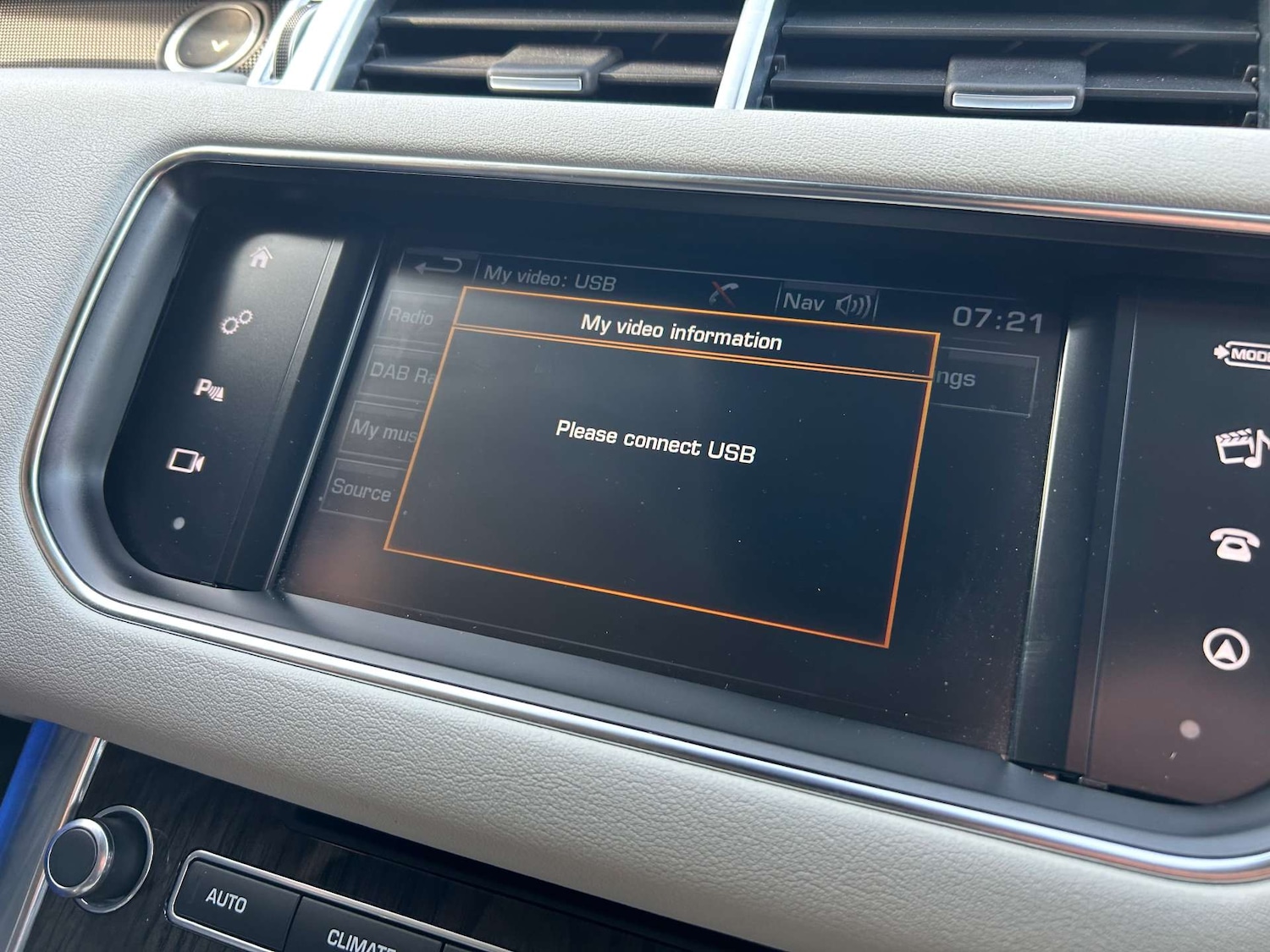 Used Land Rover Range Rover Sport 2016 for sale - 75895879: Photo 59