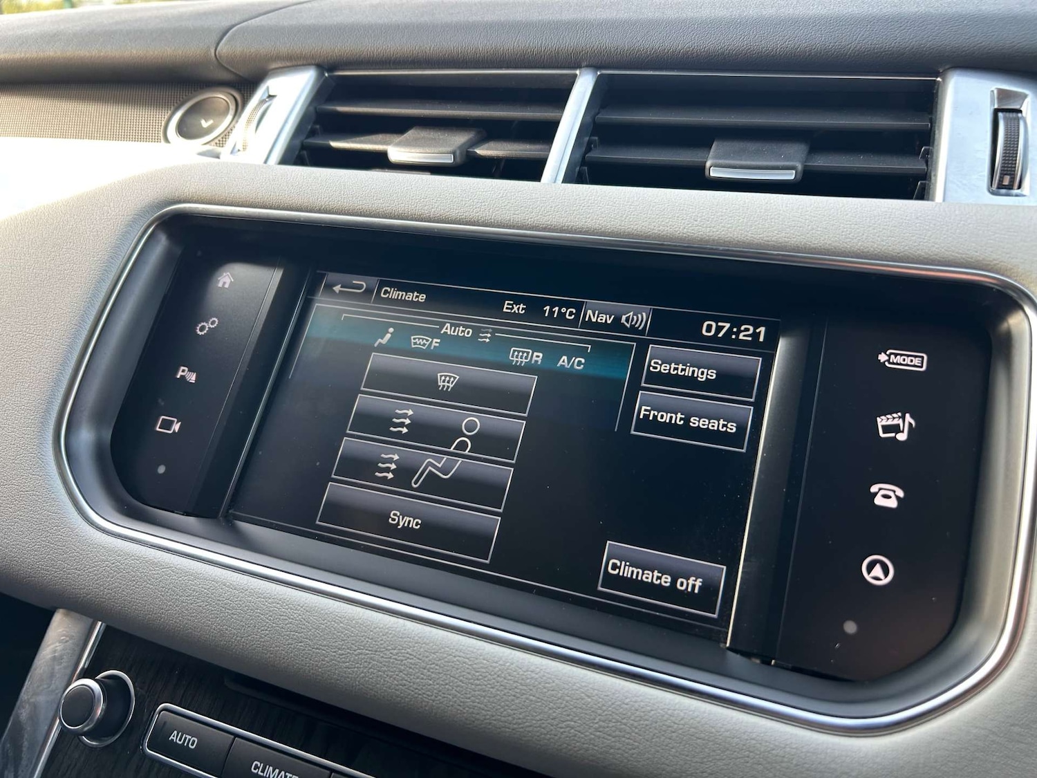 Used Land Rover Range Rover Sport 2016 for sale - 75895879: Photo 62