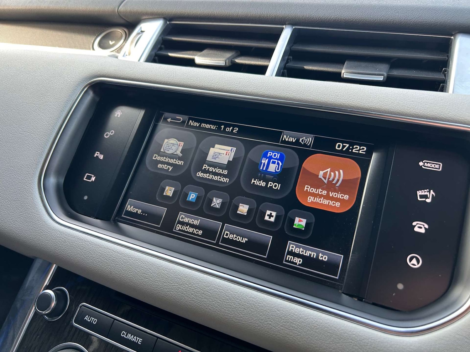 Used Land Rover Range Rover Sport 2016 for sale - 75895879: Photo 65