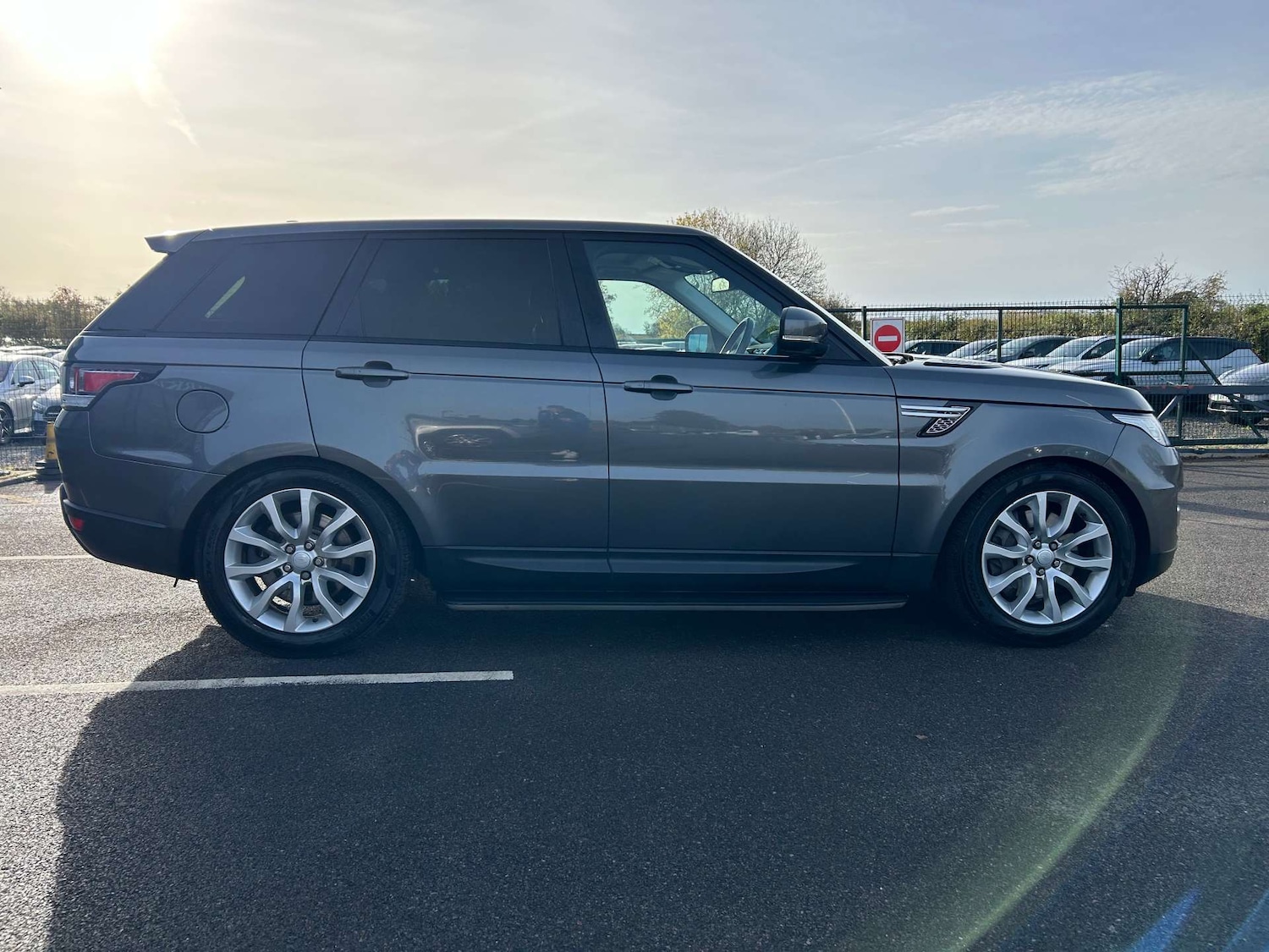 Used Land Rover Range Rover Sport 2016 for sale - 75895879: Photo 9