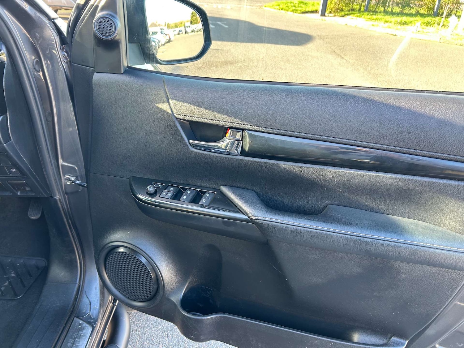 Used Toyota Hilux 2021 for sale - 76384151: Photo 38