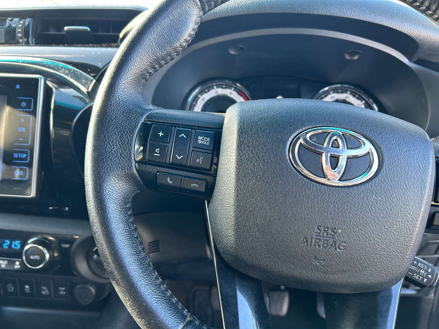 Used Toyota Hilux 2021 for sale - 76384151: Photo 46