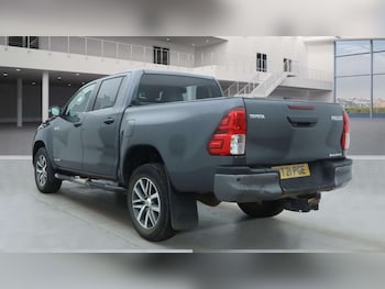 Used Toyota Hilux 2021 for sale - 76384151: Photo