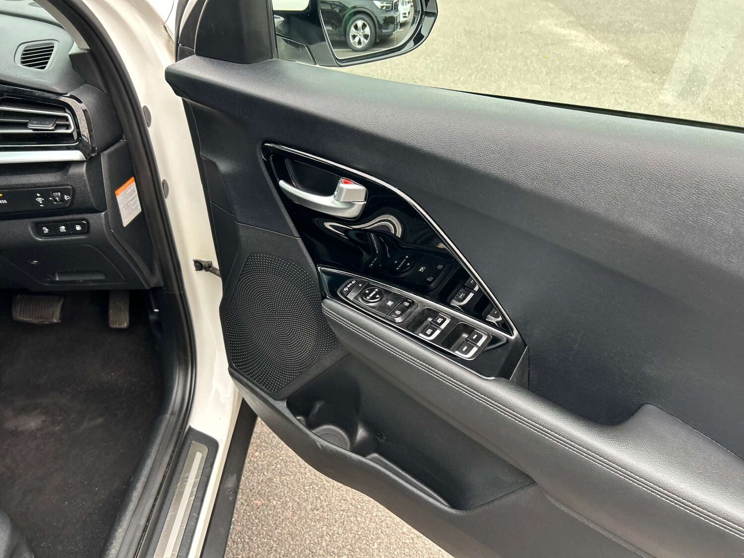 Used Kia Niro 2020 for sale - 77715660: Photo 32