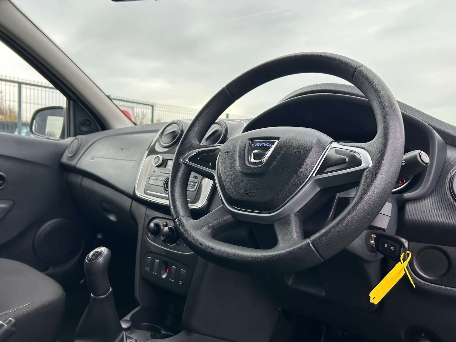 Used Dacia Sandero 2017 for sale - 76724018: Photo 15