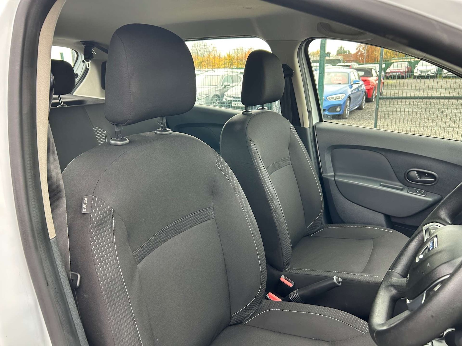 Used Dacia Sandero 2017 for sale - 76724018: Photo 29