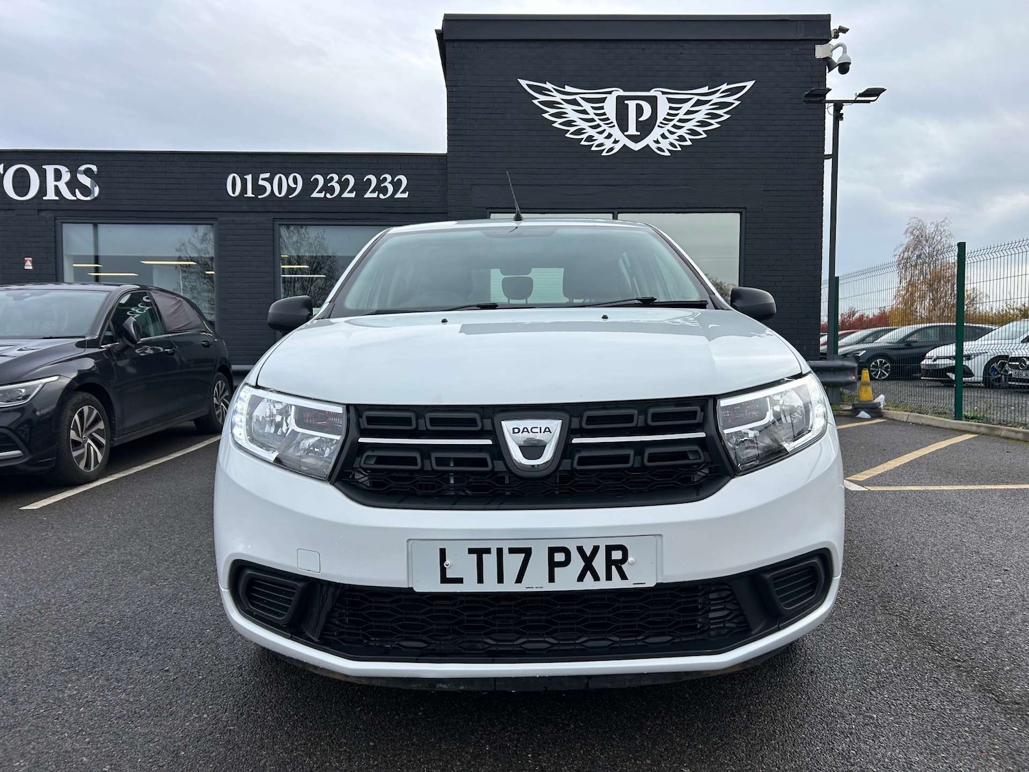 Used Dacia Sandero 2017 for sale - 76724018: Photo 3