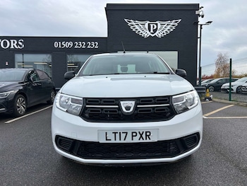 Used Dacia Sandero 2017 for sale - 76724018: Photo