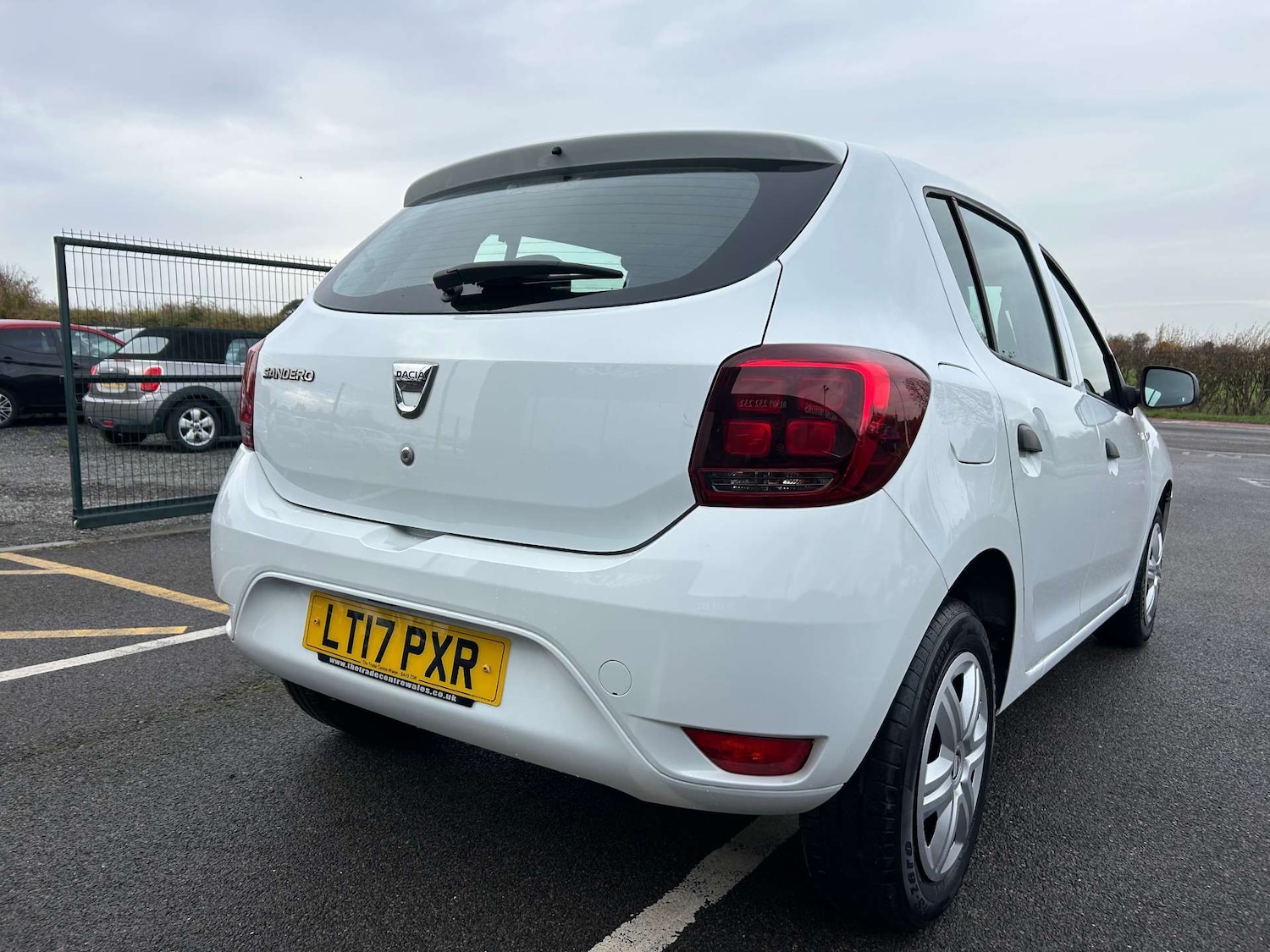 Used Dacia Sandero 2017 for sale - 76724018: Photo 6