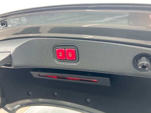 Used Mercedes-Benz E-Class 2019 for sale - 76223002: Photo 23
