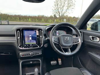 Used Volvo XC40 2019 for sale - 76586879: Photo