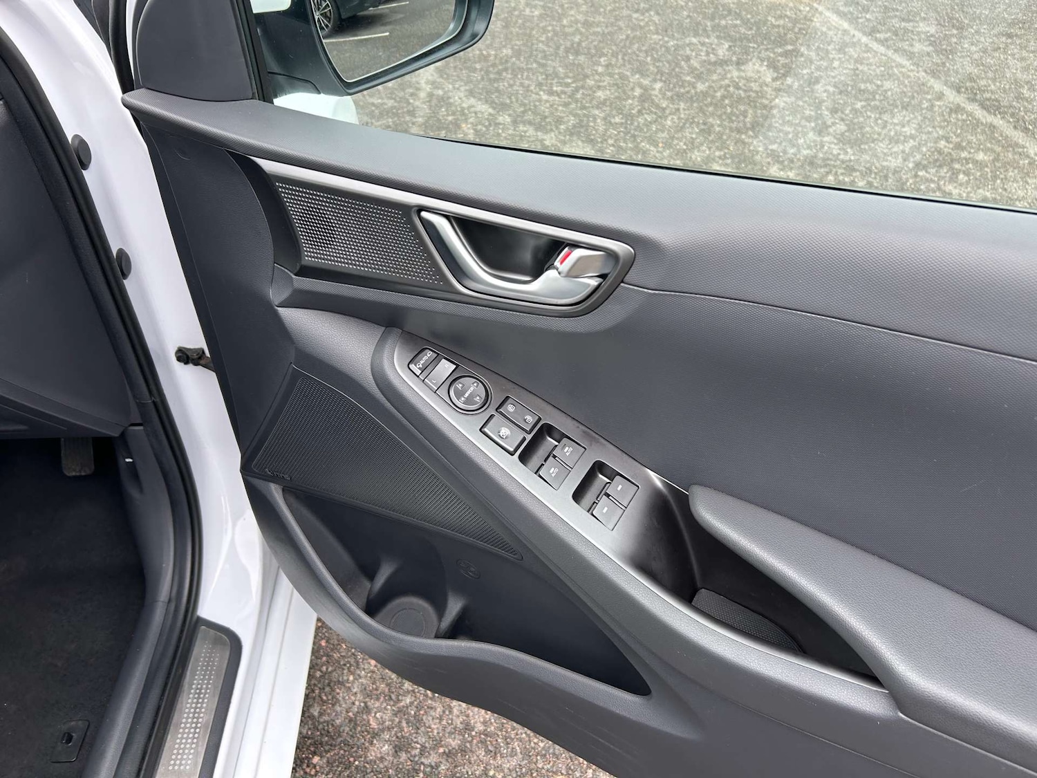 Used Hyundai IONIQ 2020 for sale - 76511108: Photo 46