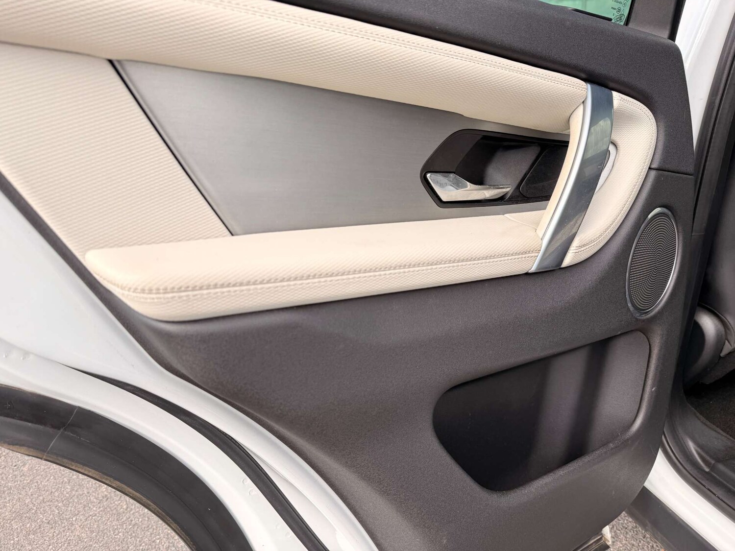 Used Land Rover Discovery Sport 2021 for sale - 75840414: Photo 22