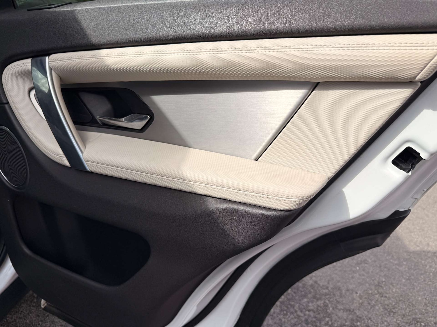 Used Land Rover Discovery Sport 2021 for sale - 75840414: Photo 32