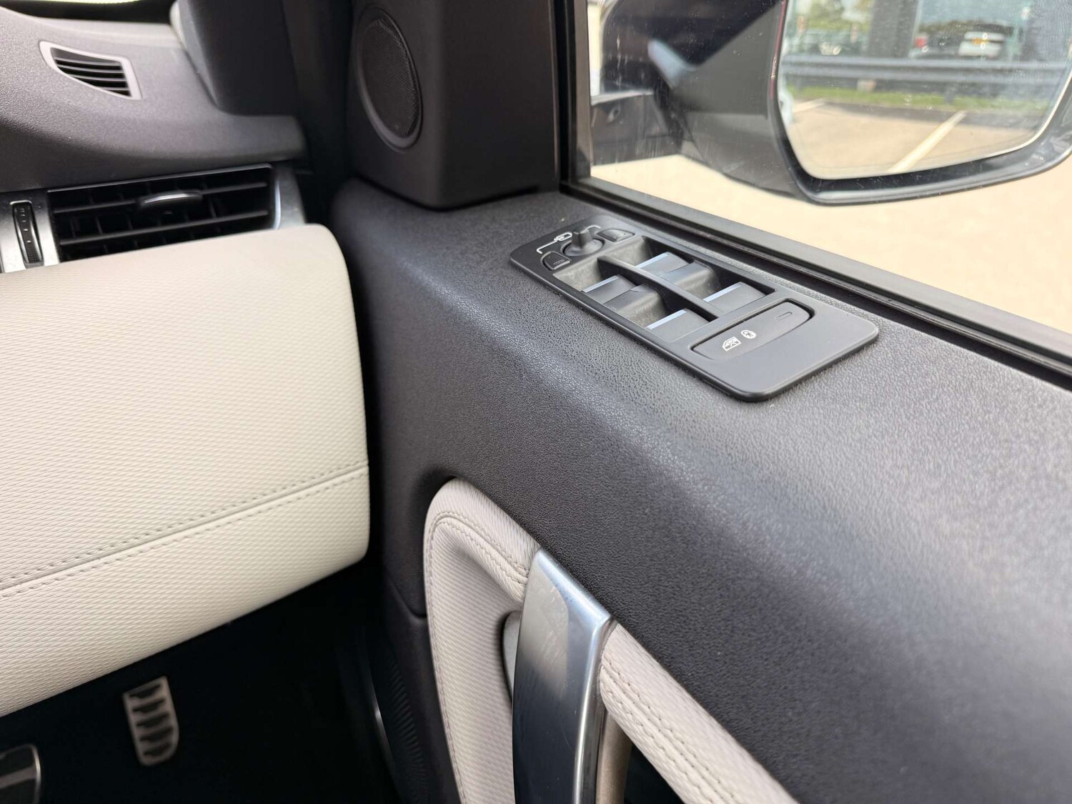 Used Land Rover Discovery Sport 2021 for sale - 75840414: Photo 49