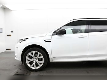 Used Land Rover Discovery Sport 2021 for sale - 75840414: Photo