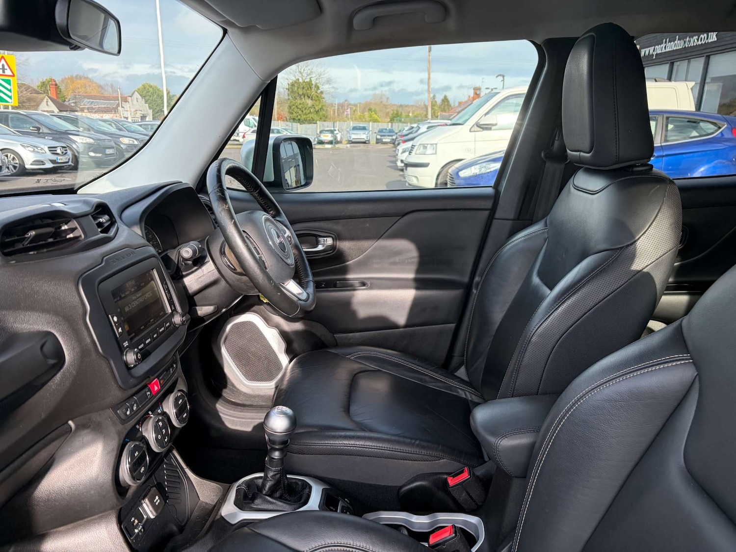 Used Jeep Renegade 2016 for sale - 77600090: Photo 18