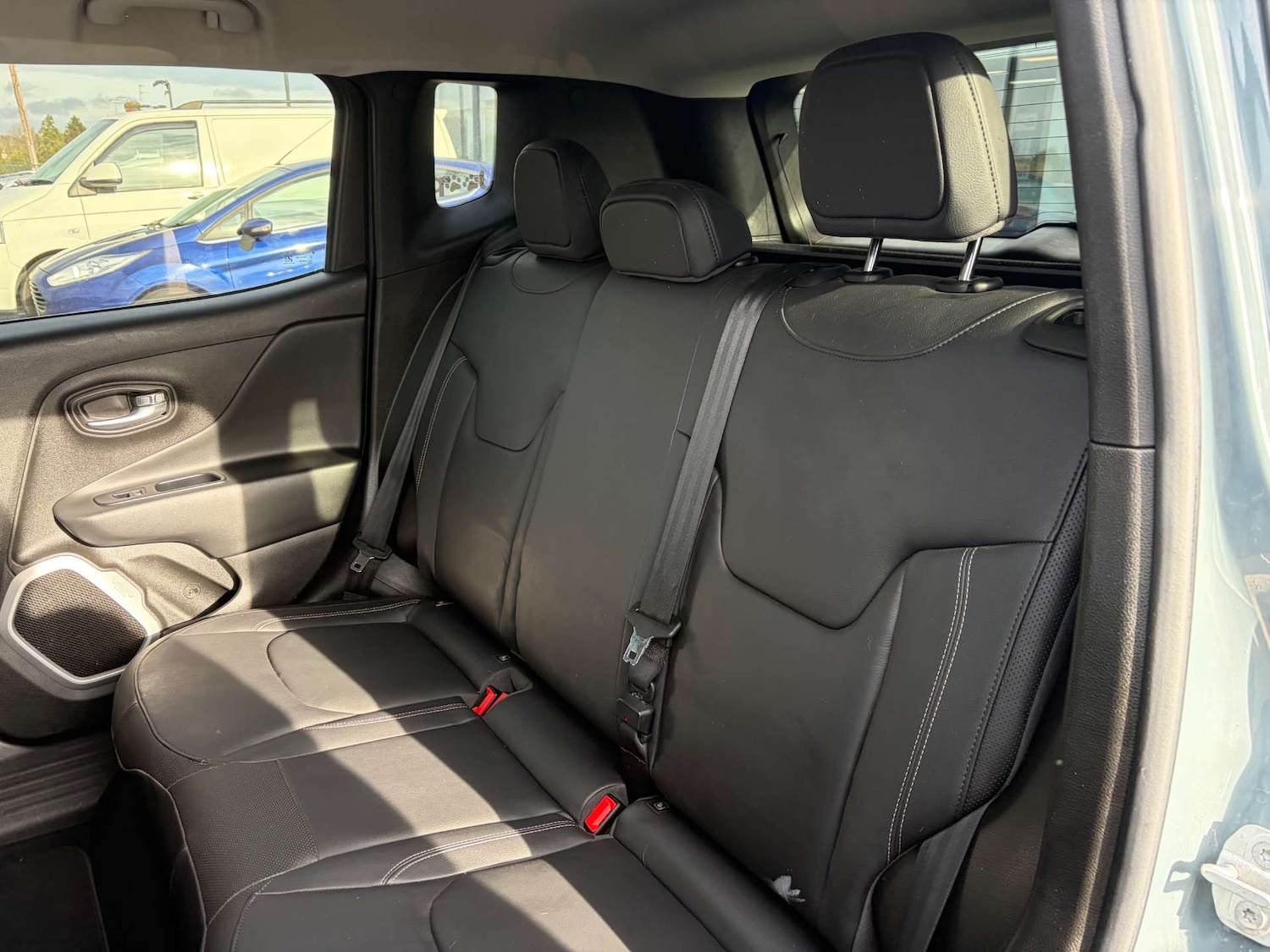 Used Jeep Renegade 2016 for sale - 77600090: Photo 23