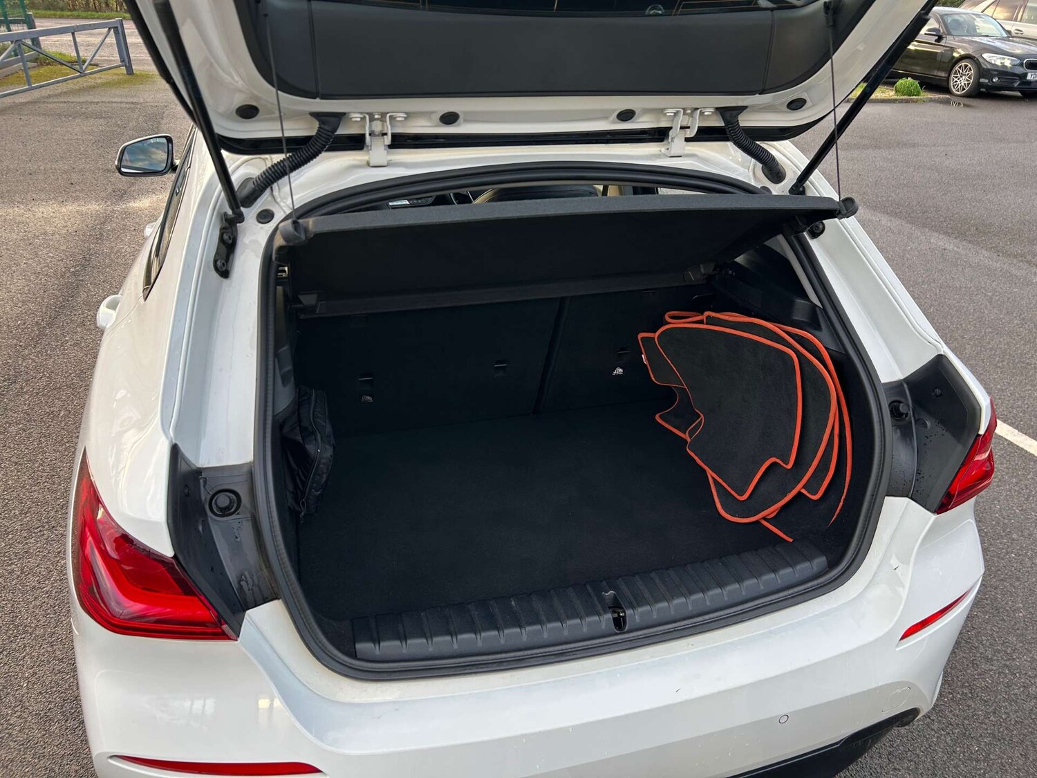 Used BMW 1 Series 2022 for sale - 76330111: Photo 19