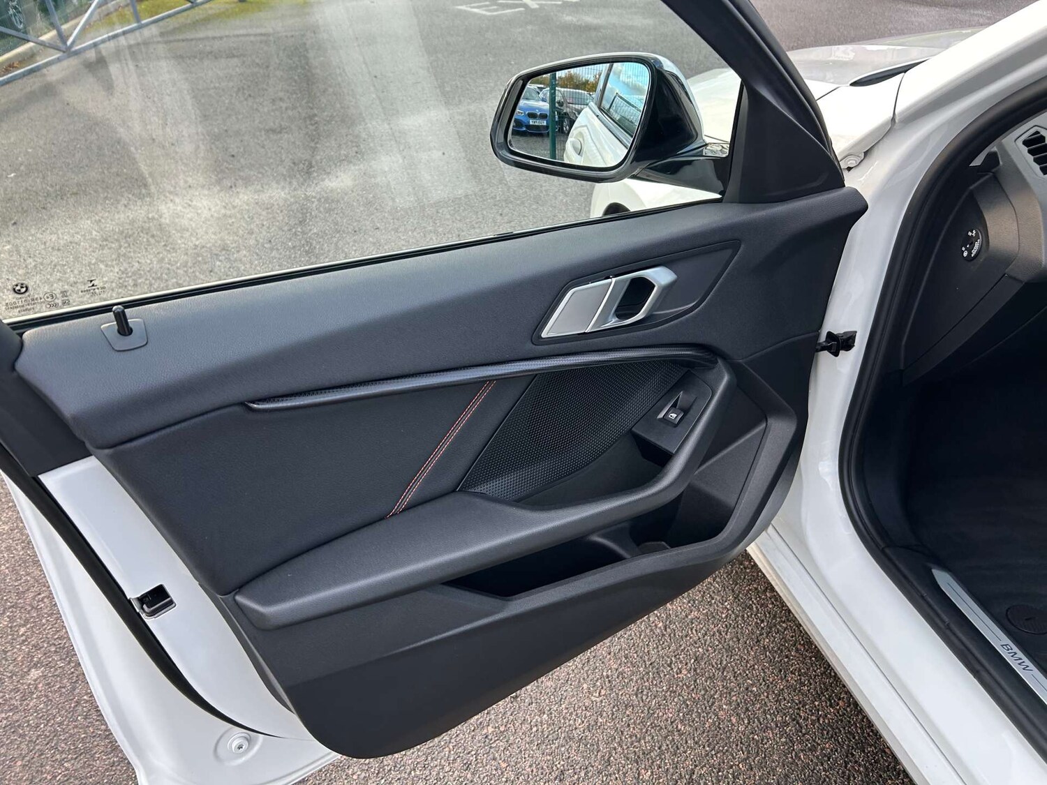 Used BMW 1 Series 2022 for sale - 76330111: Photo 27