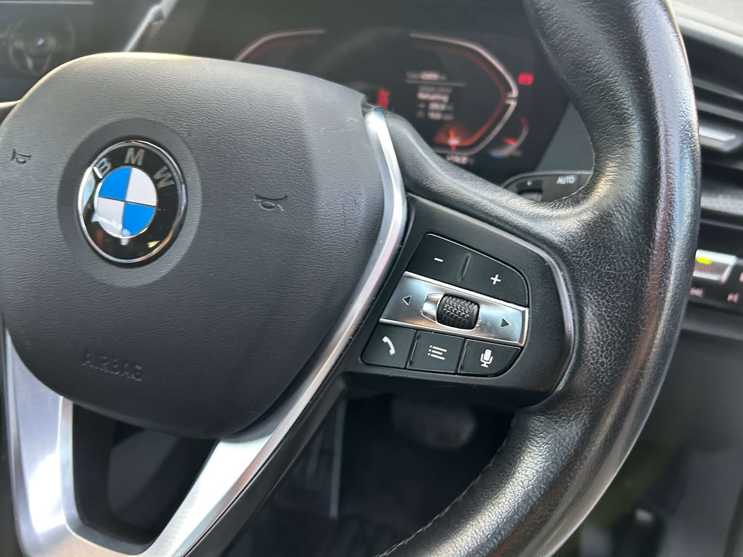 Used BMW 1 Series 2022 for sale - 76330111: Photo 47