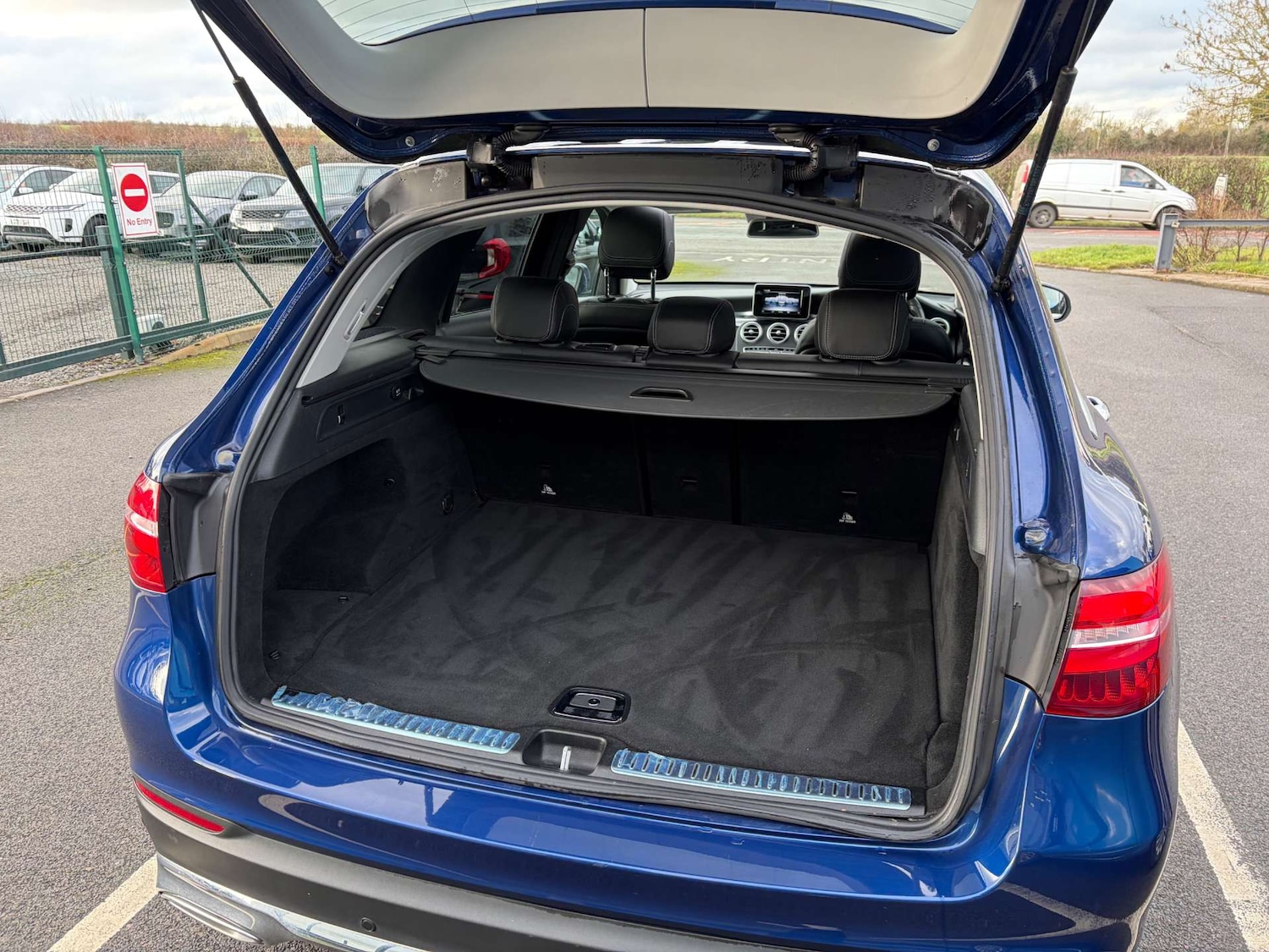 Used Mercedes-Benz GLC 2018 for sale - 77262826: Photo 26