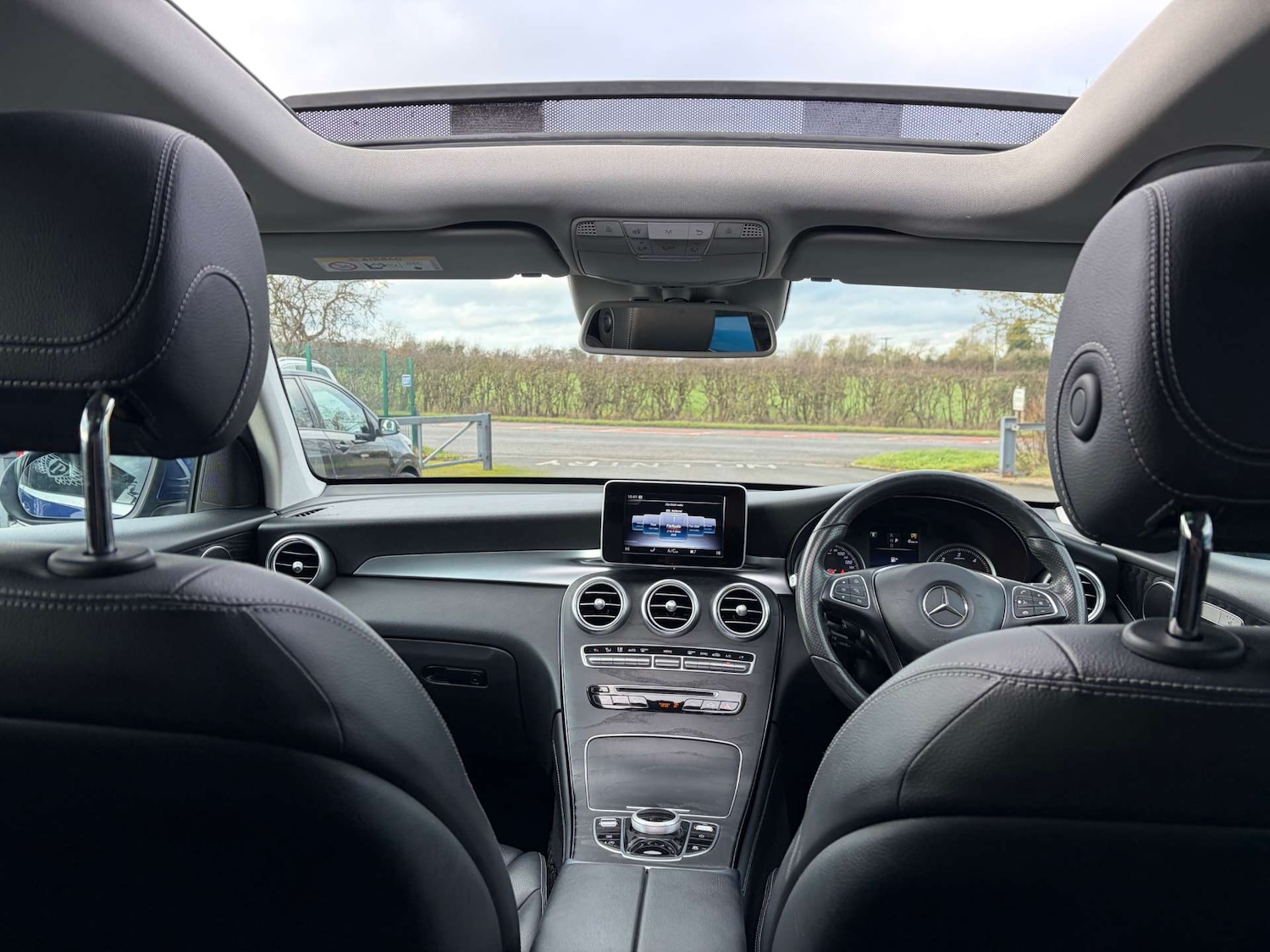 Used Mercedes-Benz GLC 2018 for sale - 77262826: Photo 37