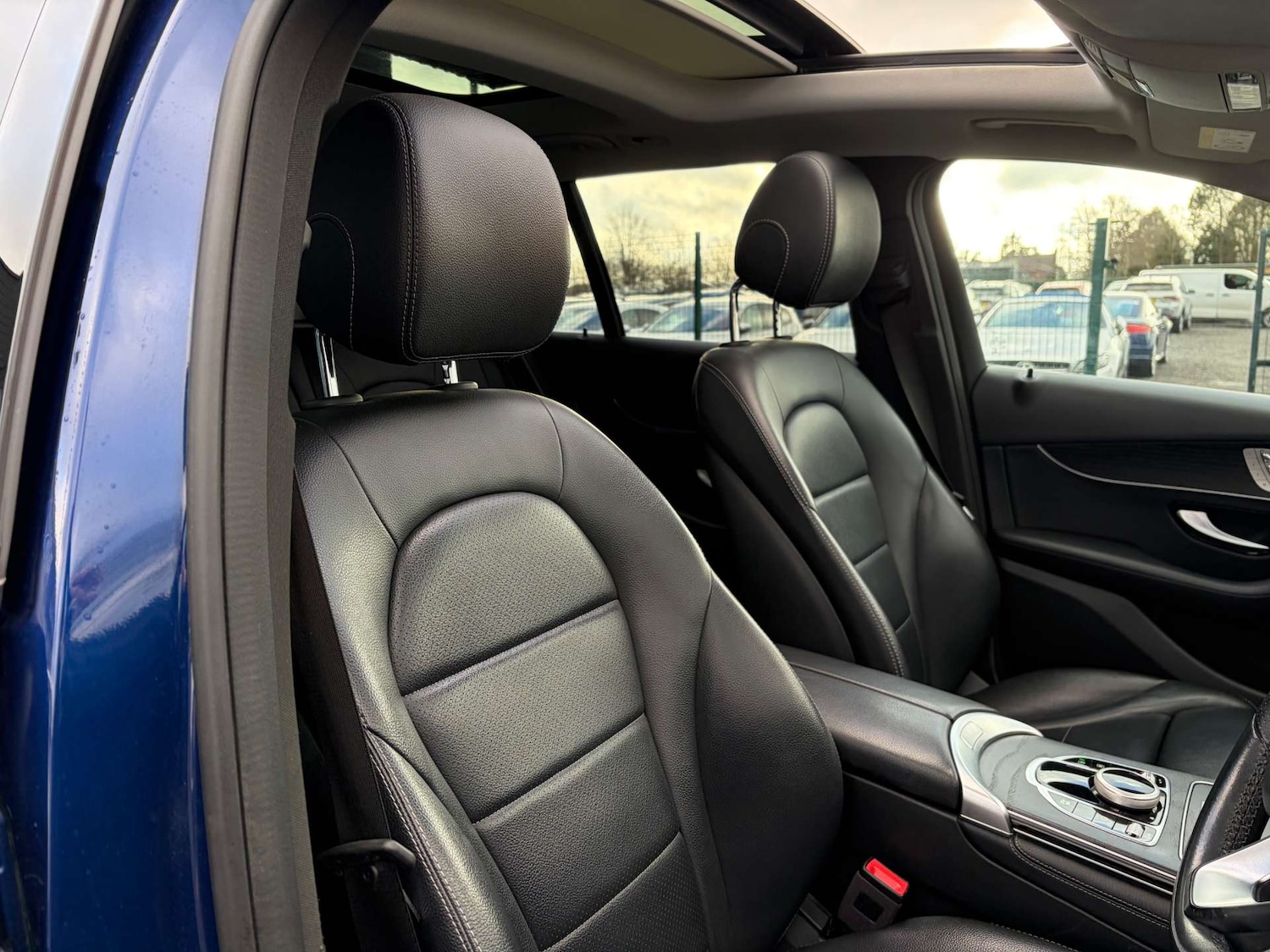 Used Mercedes-Benz GLC 2018 for sale - 77262826: Photo 42