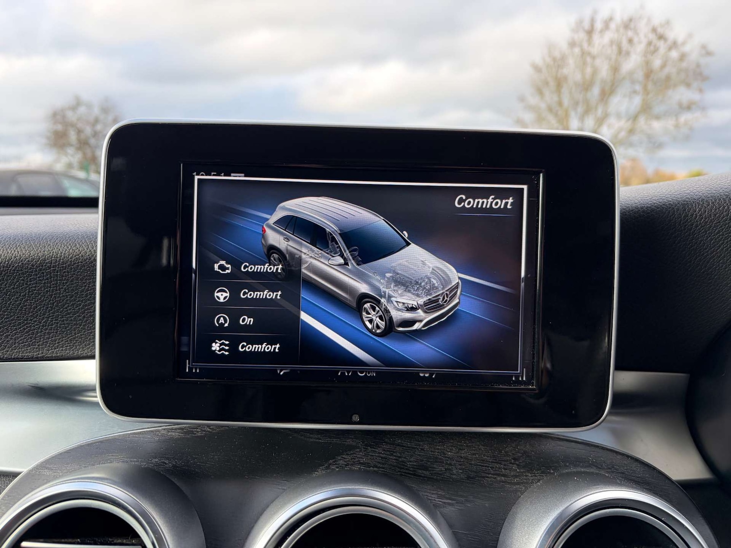 Used Mercedes-Benz GLC 2018 for sale - 77262826: Photo 58