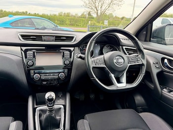 Used Nissan Qashqai 2018 for sale - 77941626: Photo