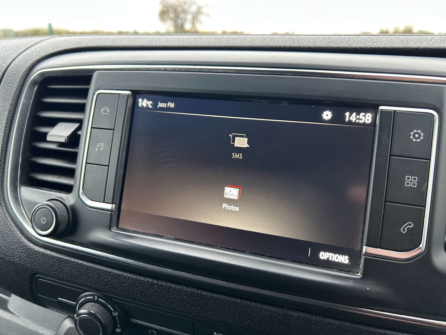 Used Vauxhall Vivaro 2019 for sale - 76322880: Photo 24