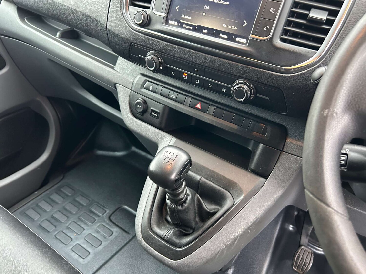 Used Vauxhall Vivaro 2019 for sale - 76322880: Photo 36