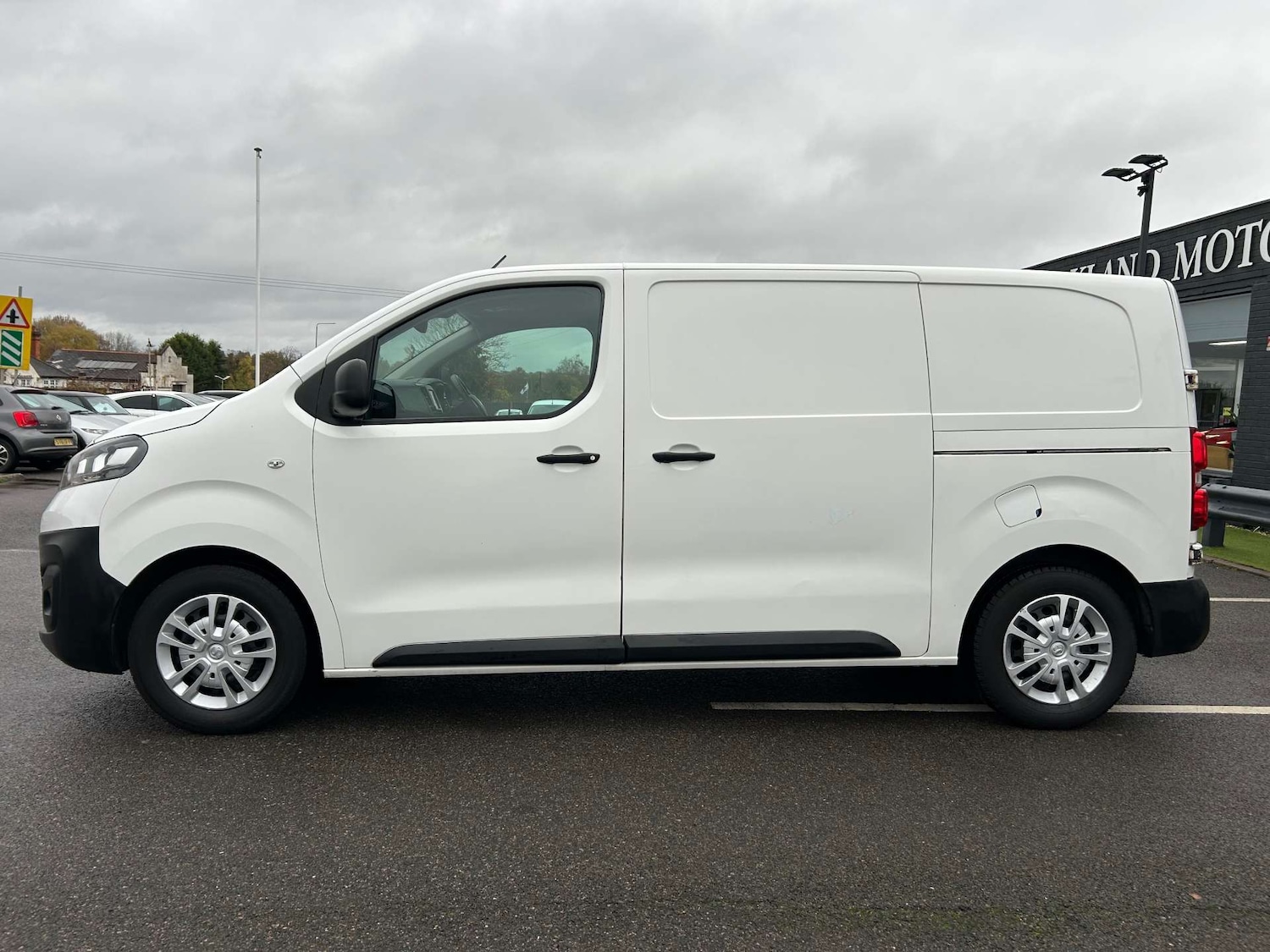 Used Vauxhall Vivaro 2019 for sale - 76322880: Photo 5