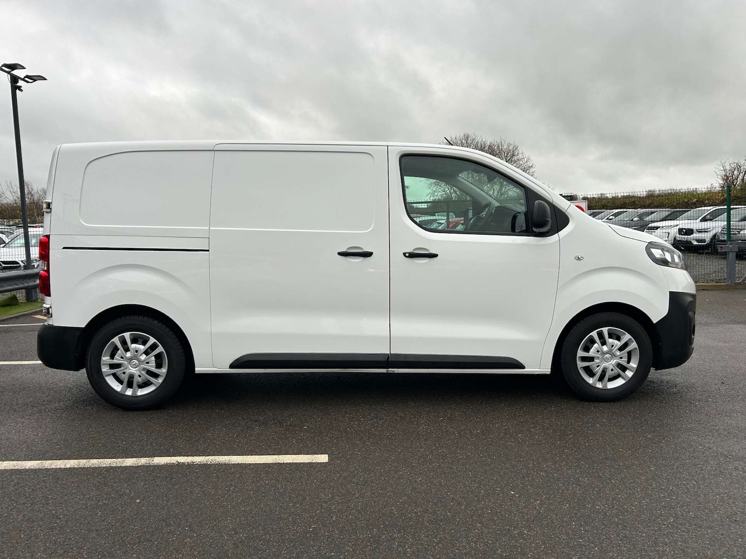 Used Vauxhall Vivaro 2019 for sale - 76322880: Photo 9
