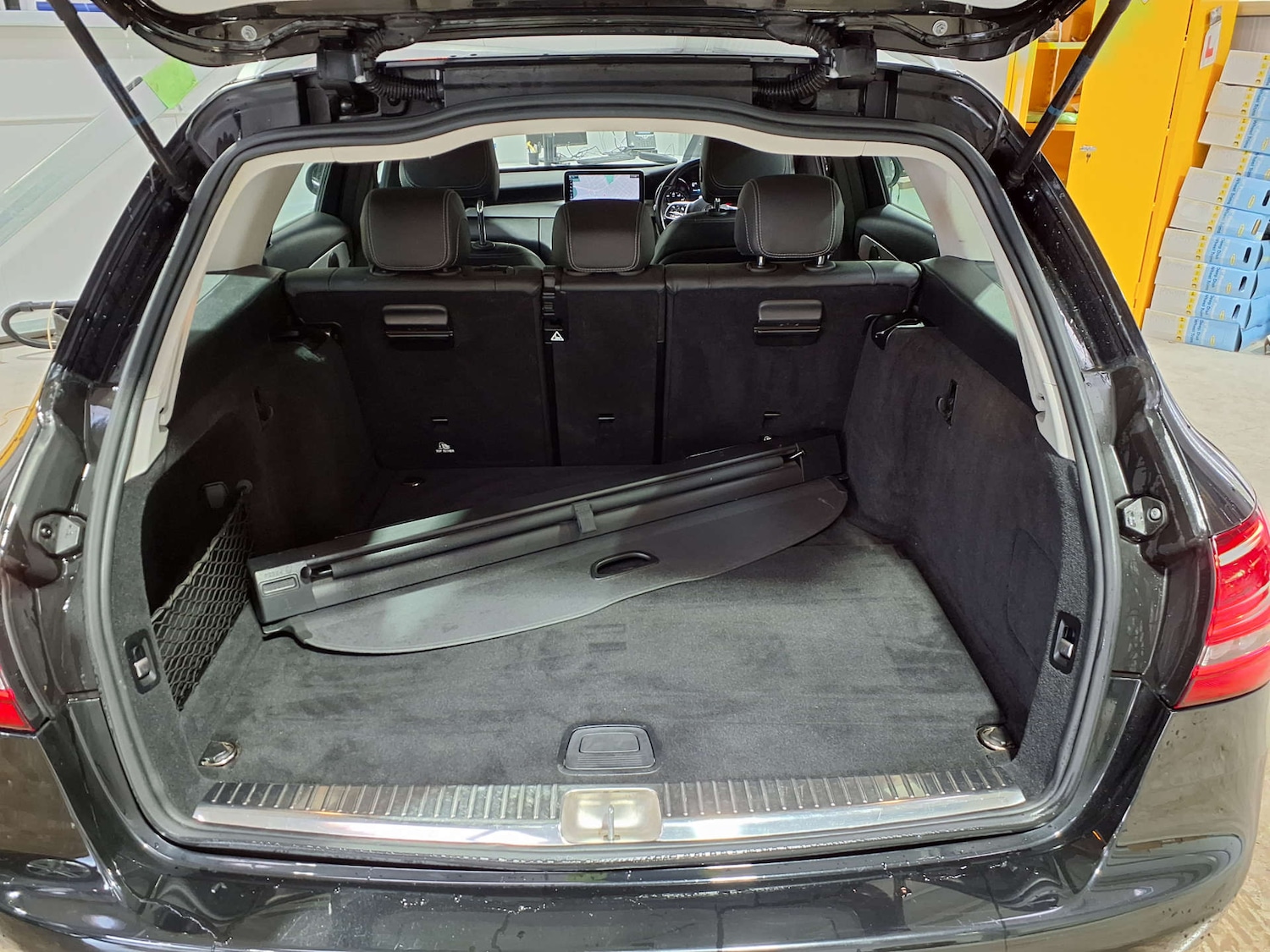 Used Mercedes-Benz C Class 2019 for sale - 77319721: Photo 17