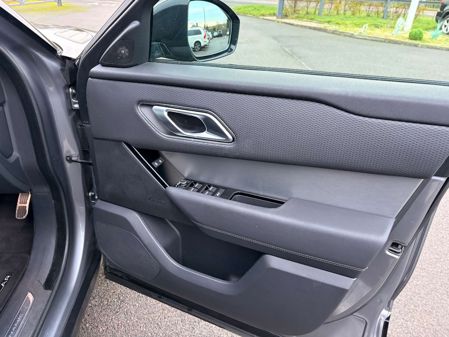 Used Land Rover Range Rover Velar 2021 for sale - 77022589: Photo 35