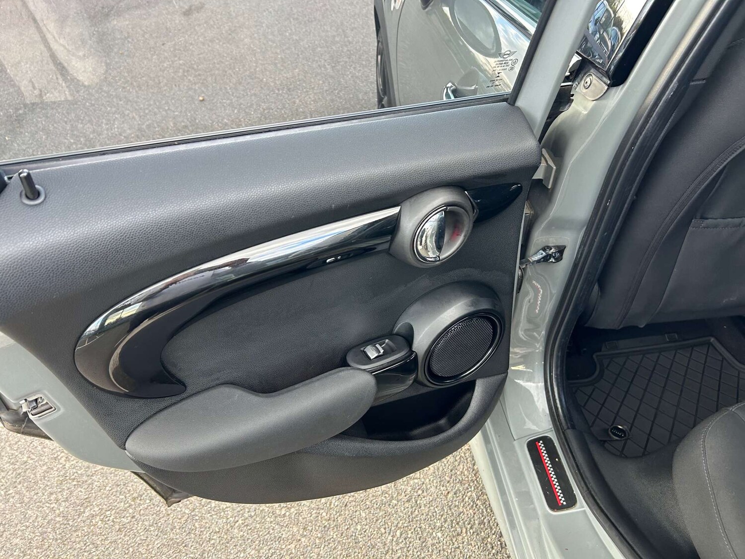 Used MINI Hatch 2019 for sale - 76223013: Photo 24