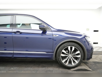 Used Volkswagen Tiguan 2017 for sale - 77163700: Photo