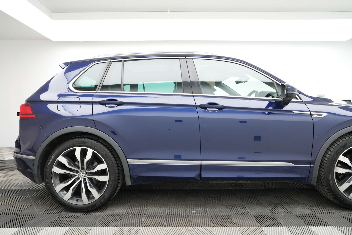 Used Volkswagen Tiguan 2017 for sale - 77163700: Photo 6