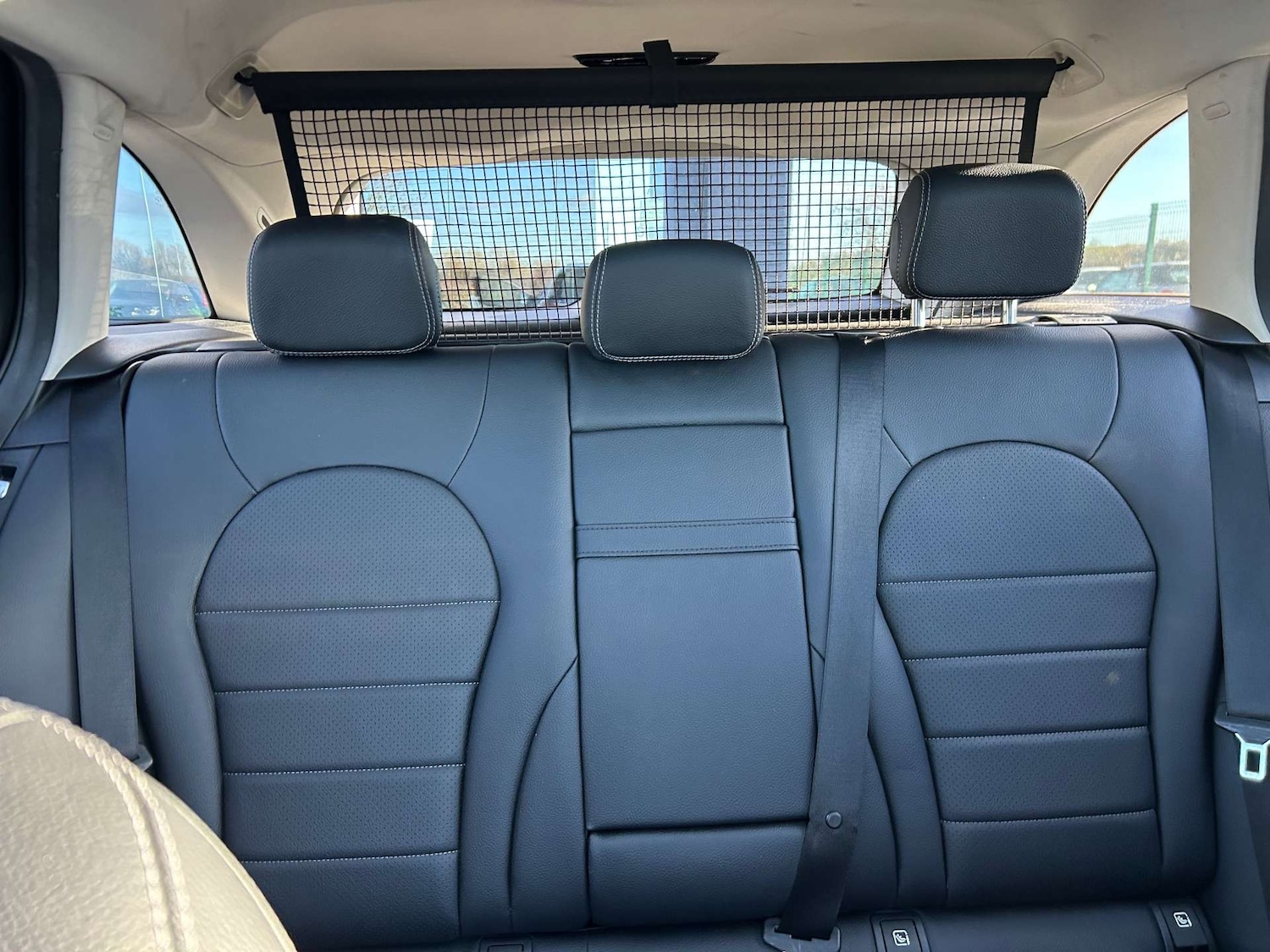 Used Mercedes-Benz C Class 2017 for sale - 77313717: Photo 34