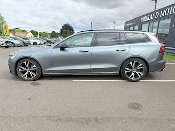 Used Volvo V60 2019 for sale - 75725871: Photo