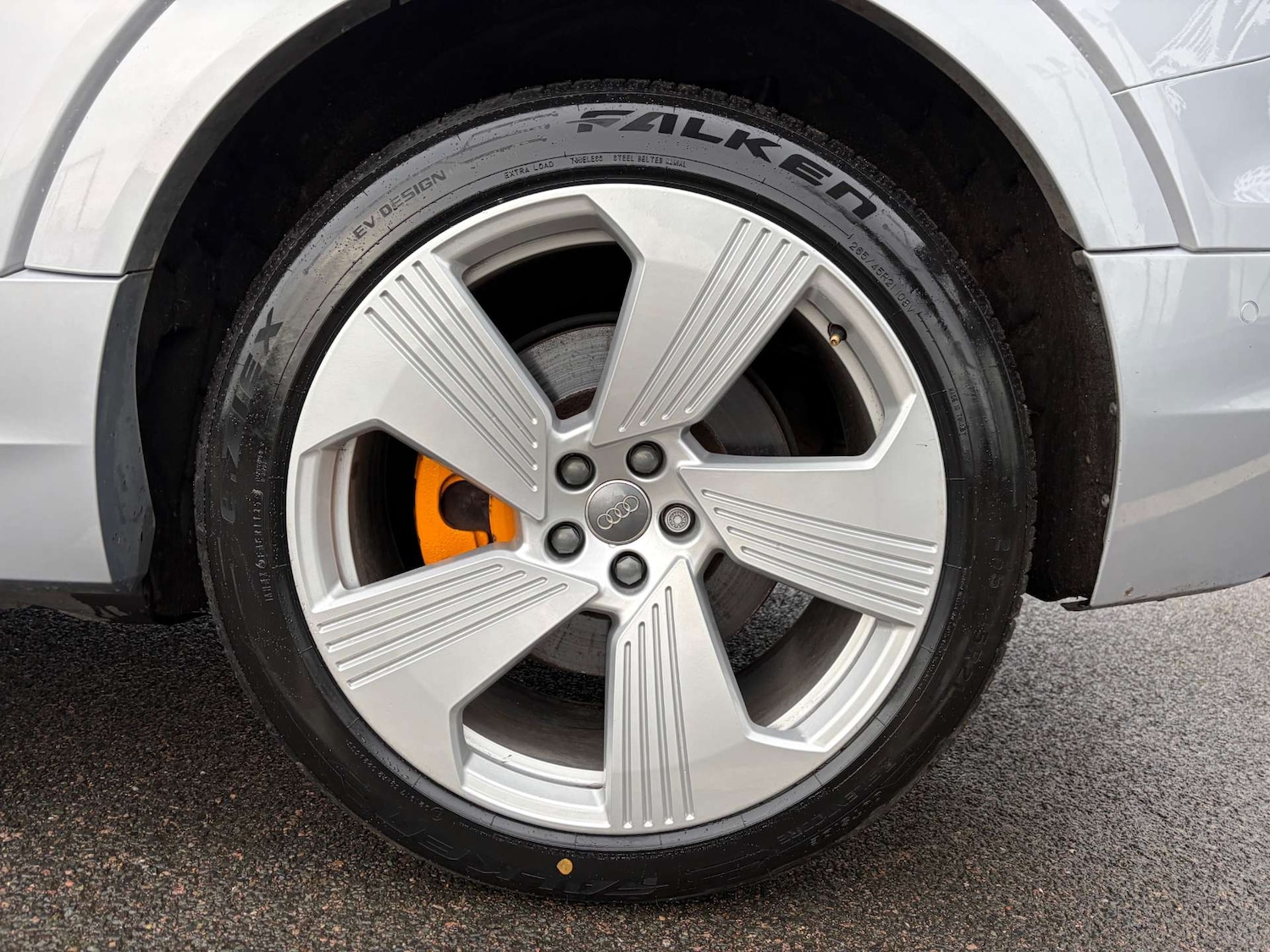 Used Audi e-tron 2019 for sale - 76973933: Photo 10