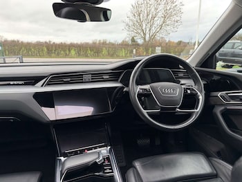 Used Audi e-tron 2019 for sale - 76973933: Photo