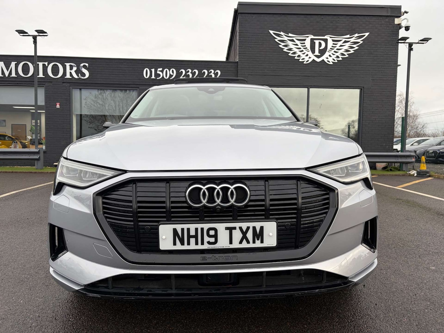 Used Audi e-tron 2019 for sale - 76973933: Photo 3