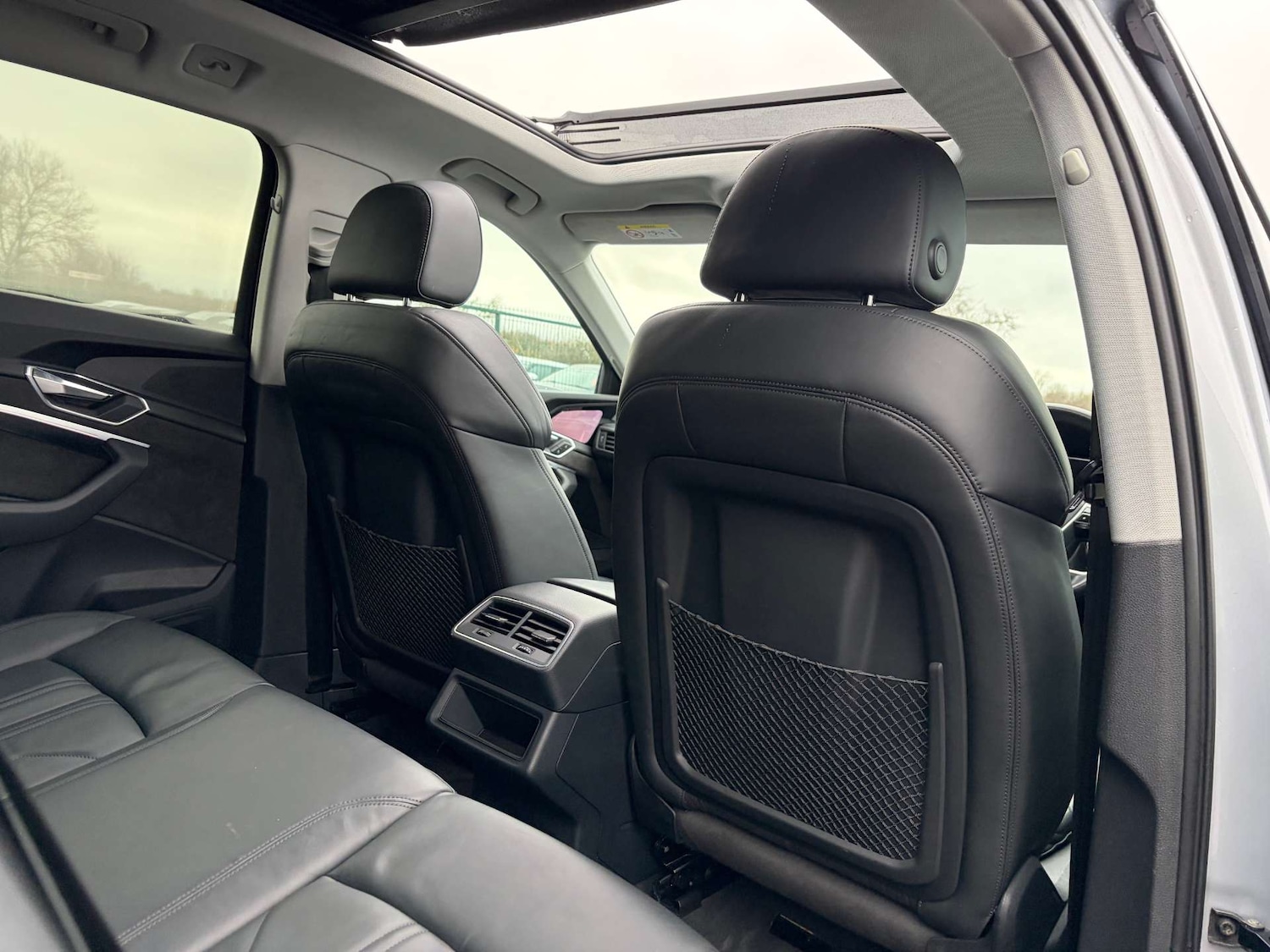 Used Audi e-tron 2019 for sale - 76973933: Photo 31