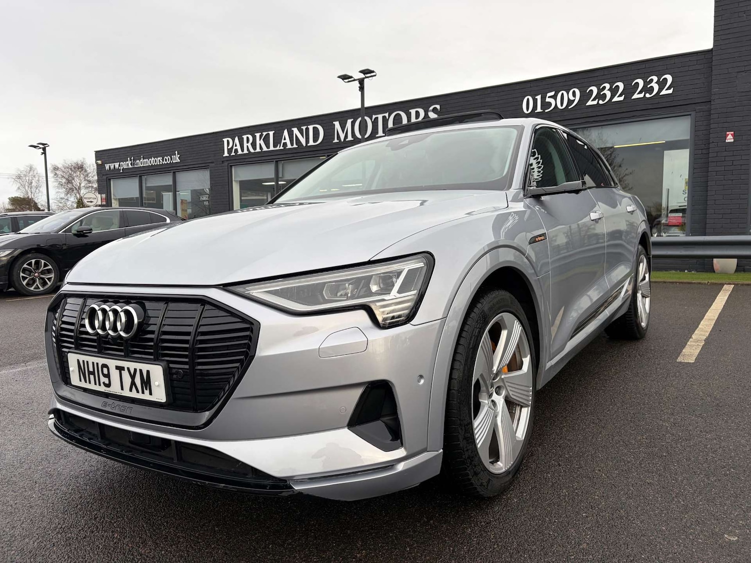 Used Audi e-tron 2019 for sale - 76973933: Photo 4